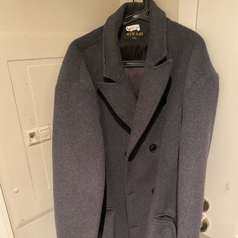 Men’s Gray coat
